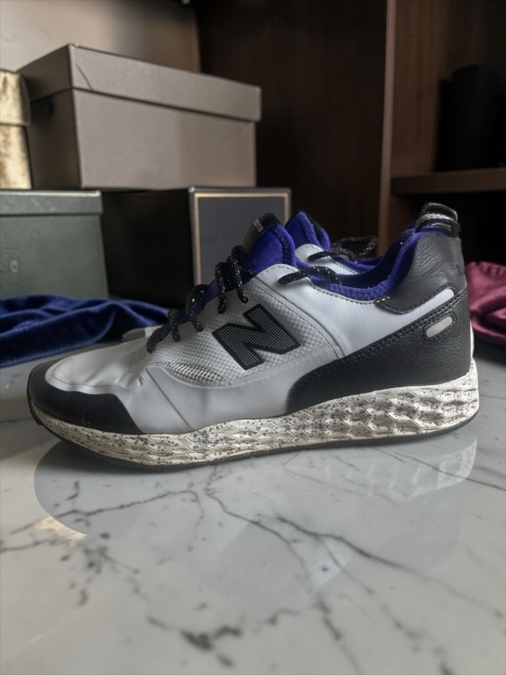New Balance Trailbuster Men's White Purple Black Sneakers Size 9.5 - Picture 1 of 7